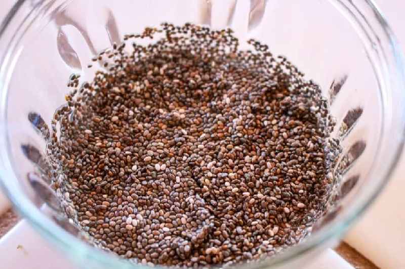 Are chia seeds soaked in hot or cold water