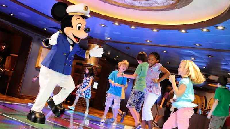 Are the kids clubs open on Disney cruises