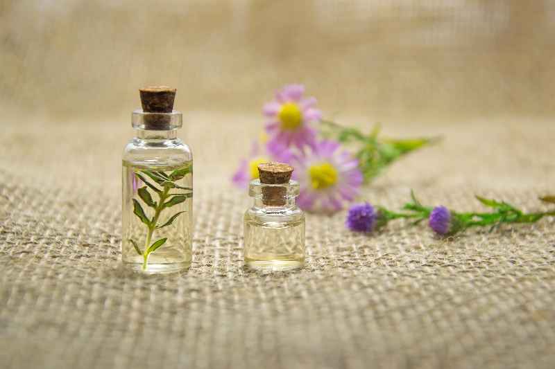 Can essential oils replace perfume