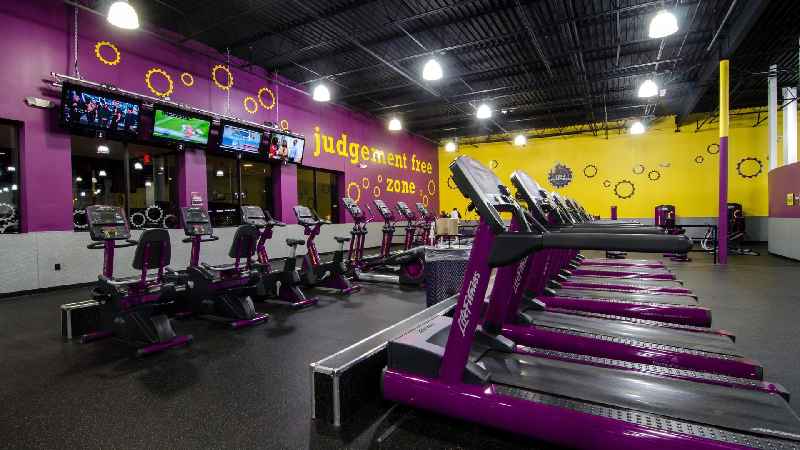 Can I lift at Planet Fitness