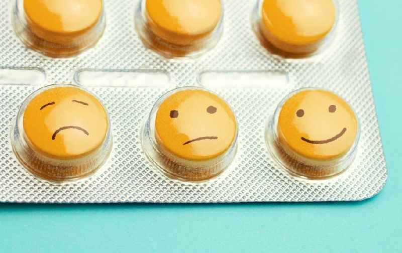 Can I take weight loss pills while on antidepressants