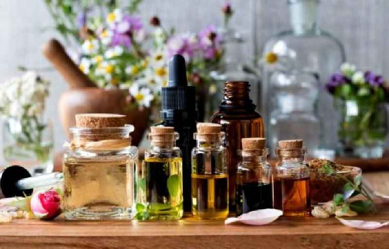 Can you use essential oils to make perfume