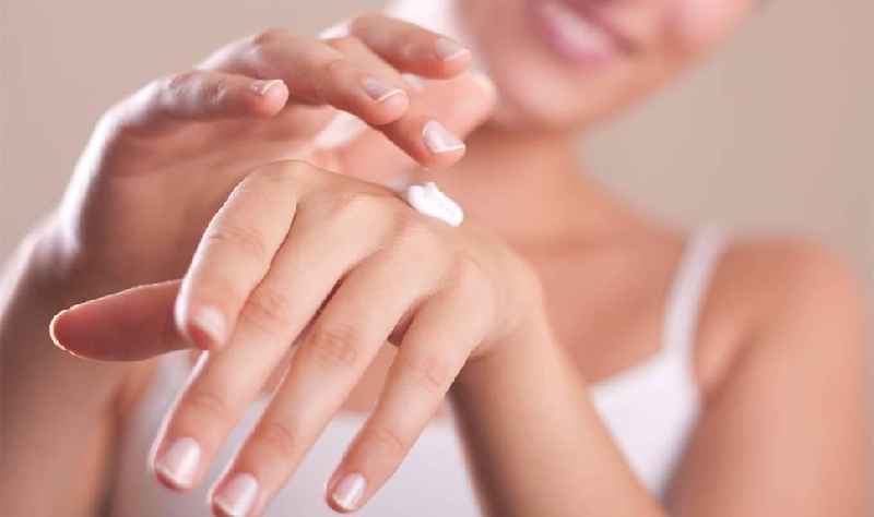 Can you use moisturizer after using hair removal cream