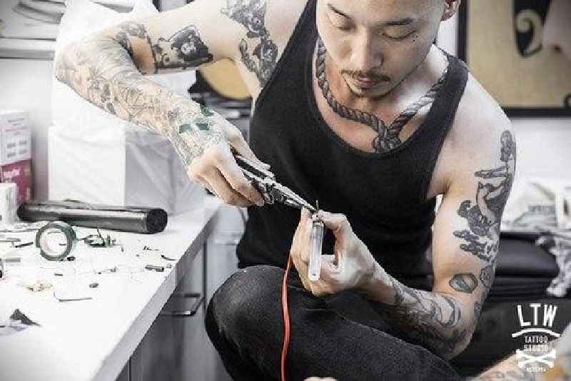 Do tattoo artist pay taxes