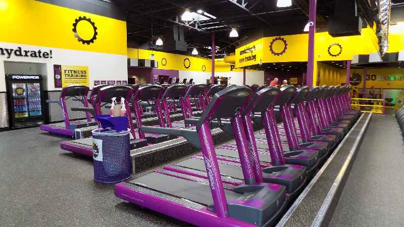 Do you get a free shirt at Planet Fitness