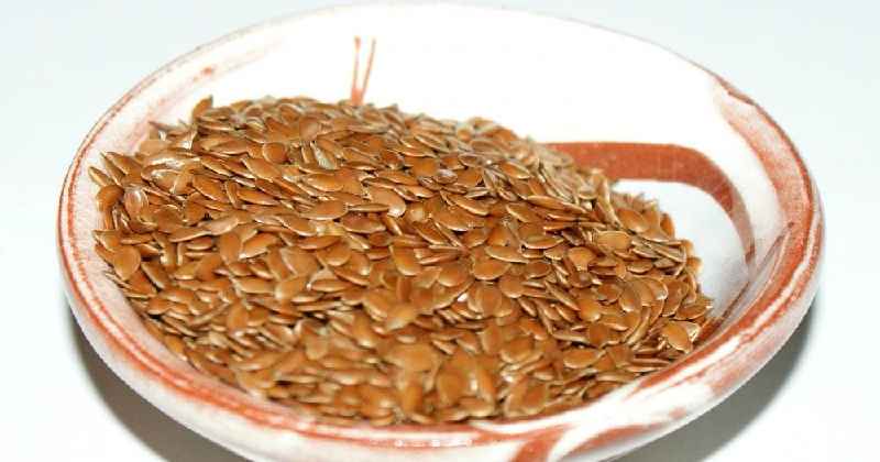 Does flax seeds help in increasing breast size
