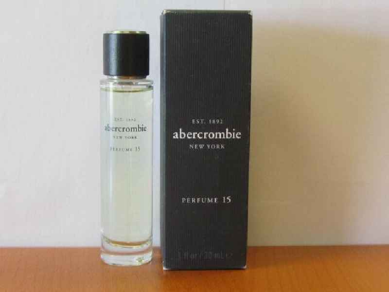 Does Fragrancenet sell authentic perfume