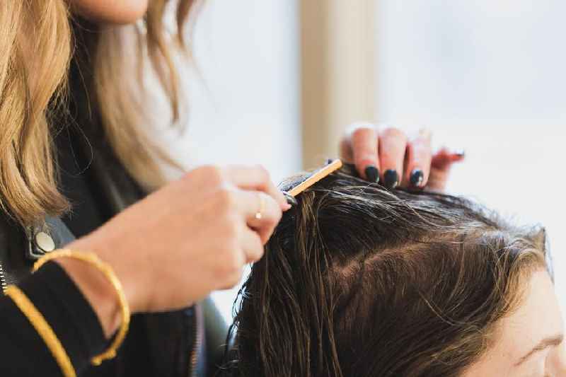 Does oiling hair reduce hair fall