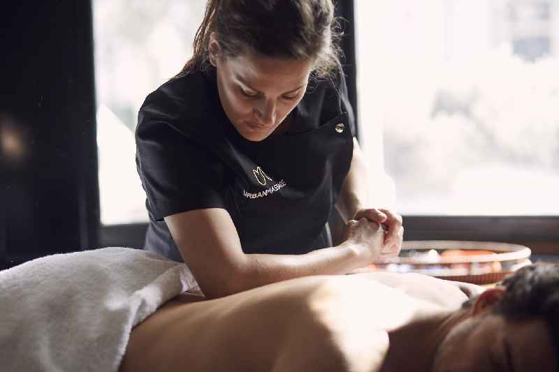 How can I become a massage therapist in India