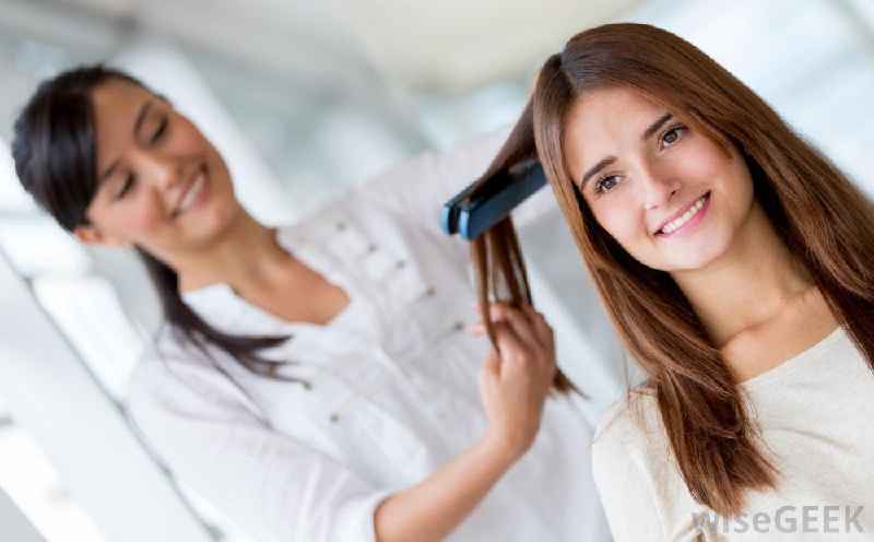 How do hair stylists get clientele