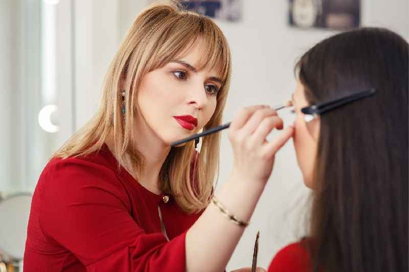 How do makeup artists get noticed