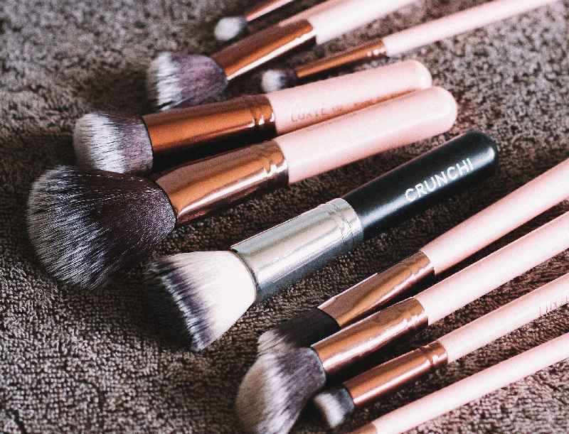 How do you deep clean makeup brushes and sponges