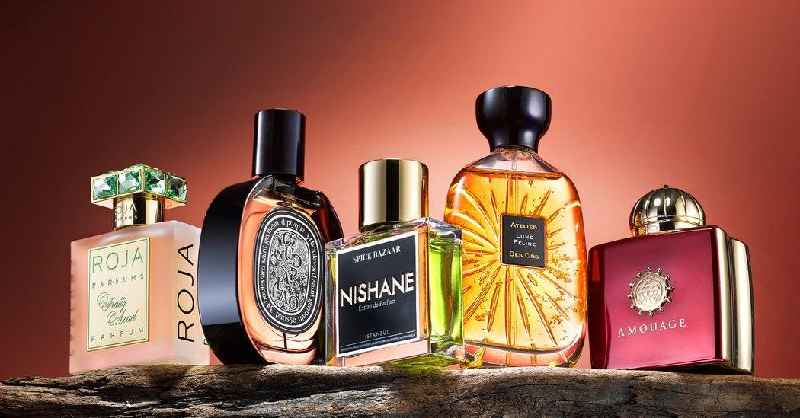 How do you make fragrance perfume