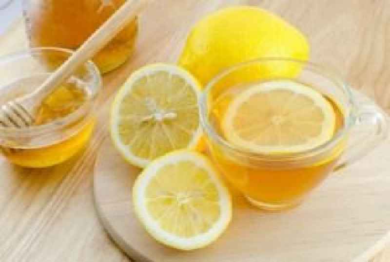 How does lemon and sugar get rid of facial hair