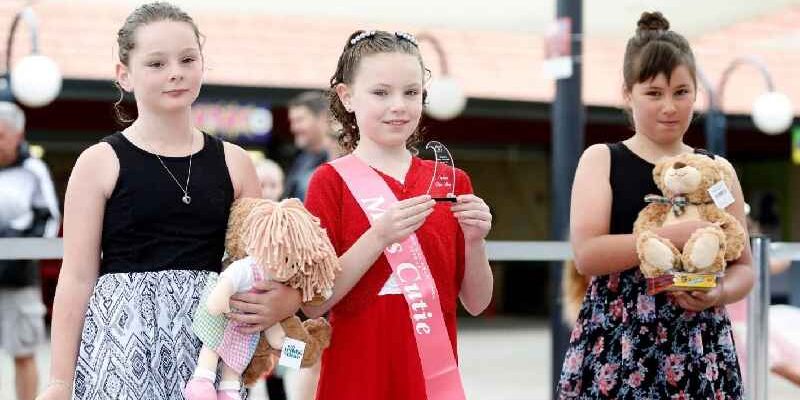 How many children compete in beauty pageants each year