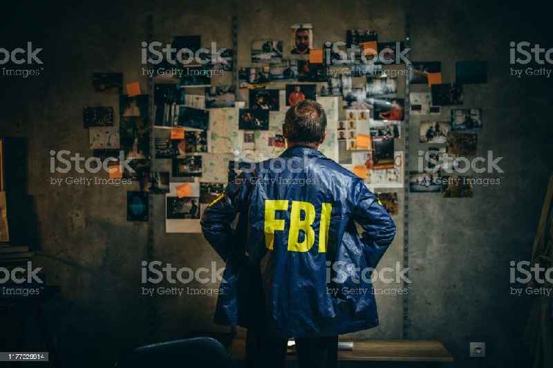 How much does an FBI agent make