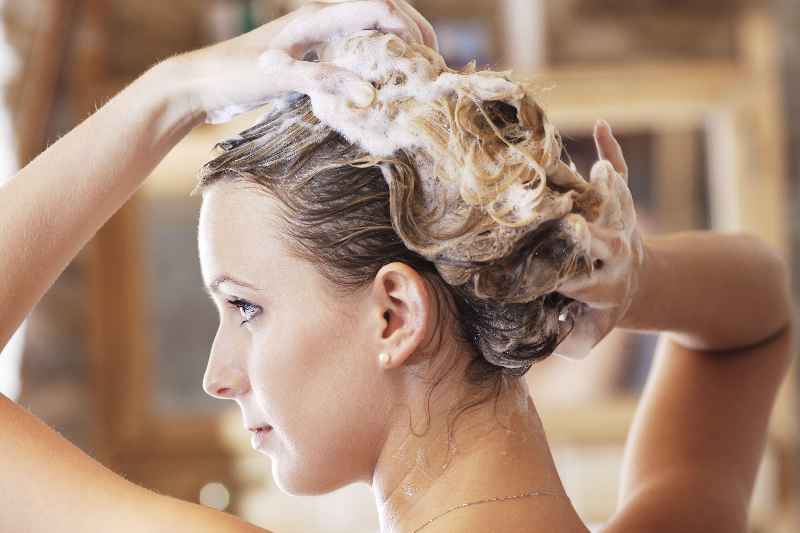 How much hair should you lose when washing it