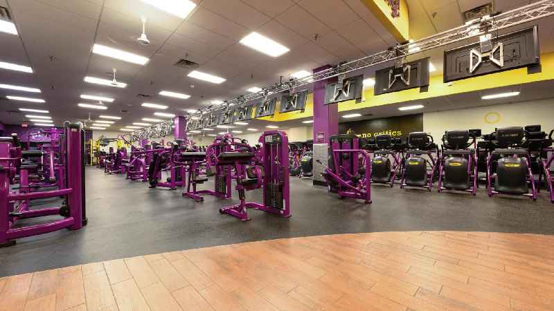 How old do I have to be to bring a guest to Planet Fitness