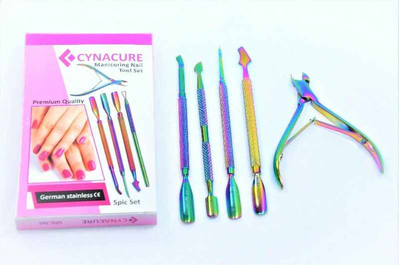 How would you compare cuticle nipper and cuticle pusher