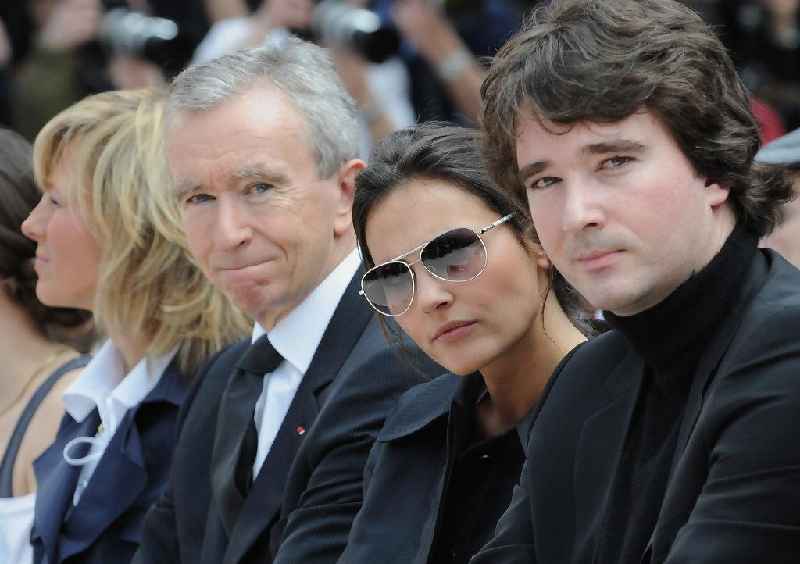 Is Bernard Arnault related to Louis Vuitton