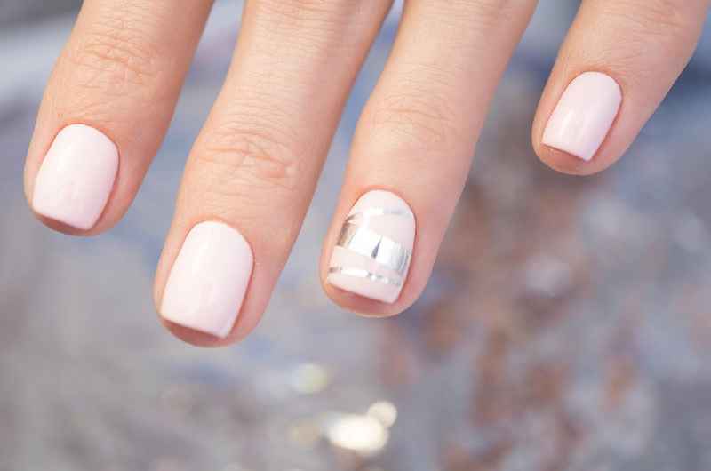 Should diabetics wear nail polish