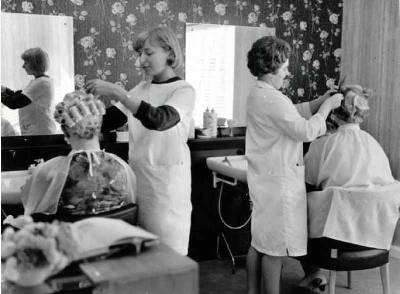 What are the busiest days for hair salons