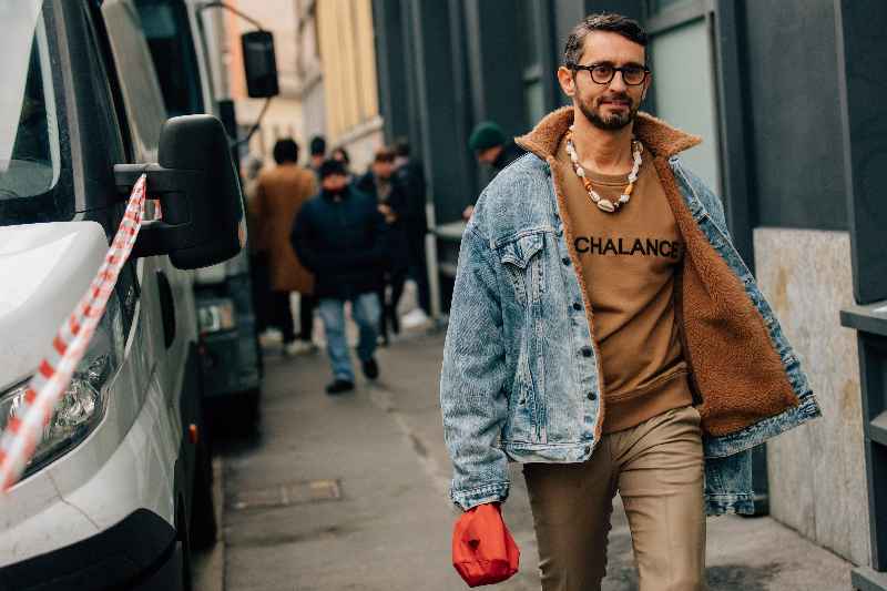 What are the current fashion trends men