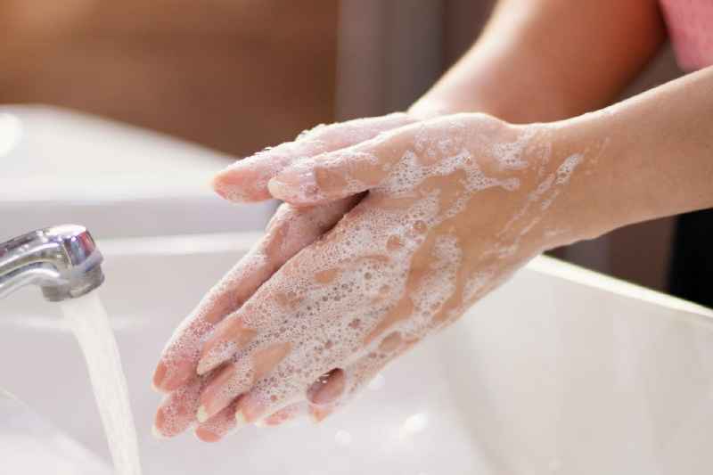 What are the six steps of hand washing