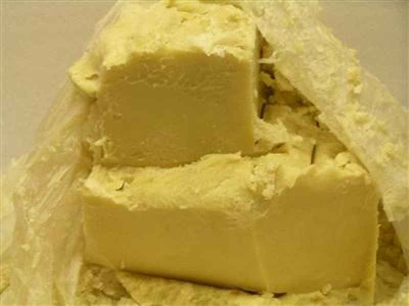 What can I mix with shea butter for glowing skin