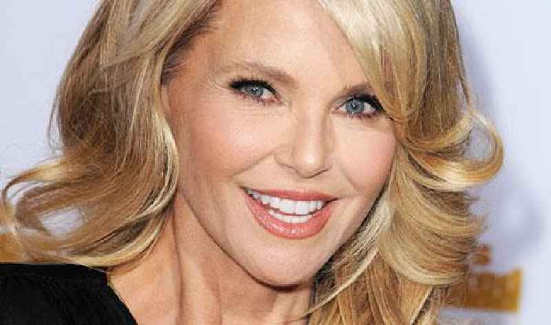 What diet does Christie Brinkley follow