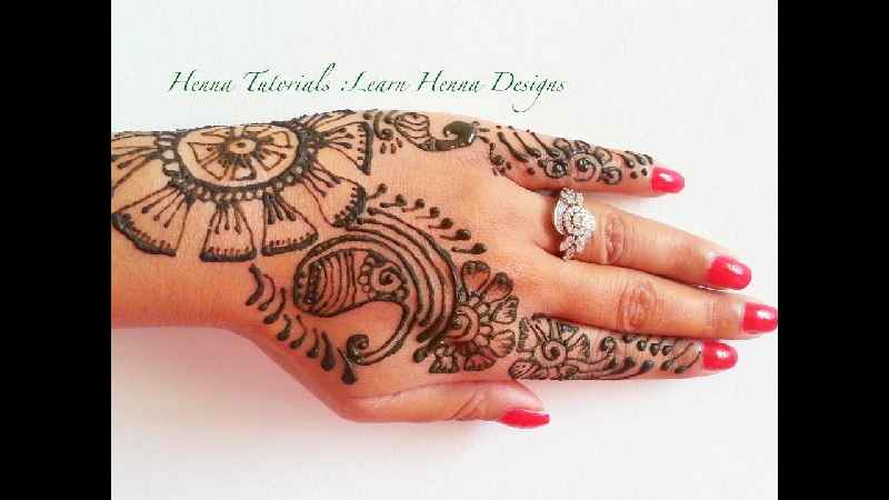 What do henna designs symbolize