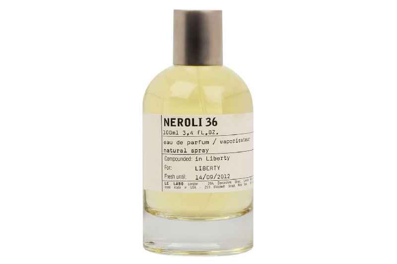 What does clean Acqua neroli smell like