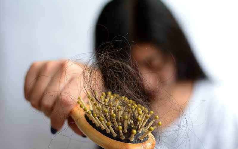What does hair loss from stress look like
