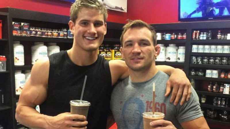 What gym does Michael Chandler train