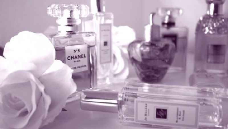 What is difference between eau de toilette and perfume