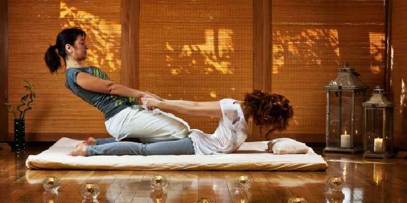 What is the difference between a Thai massage and a normal massage