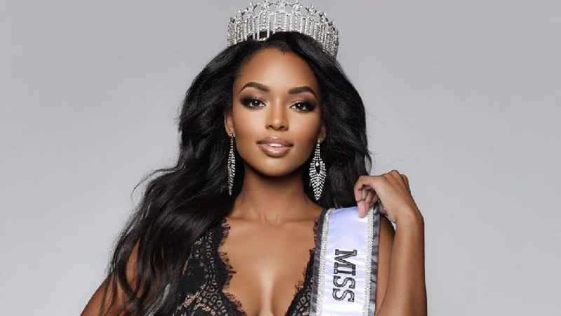 What is the prize money for Miss Universe 2021
