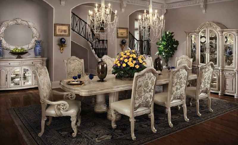 What is Victorian furniture style