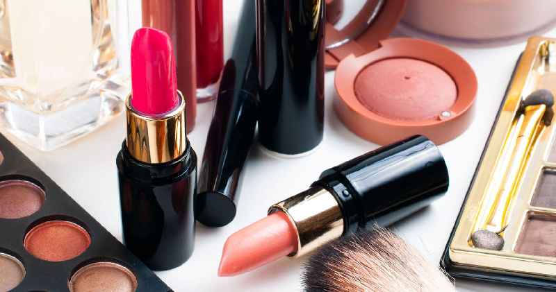 What makeup brands are made in China