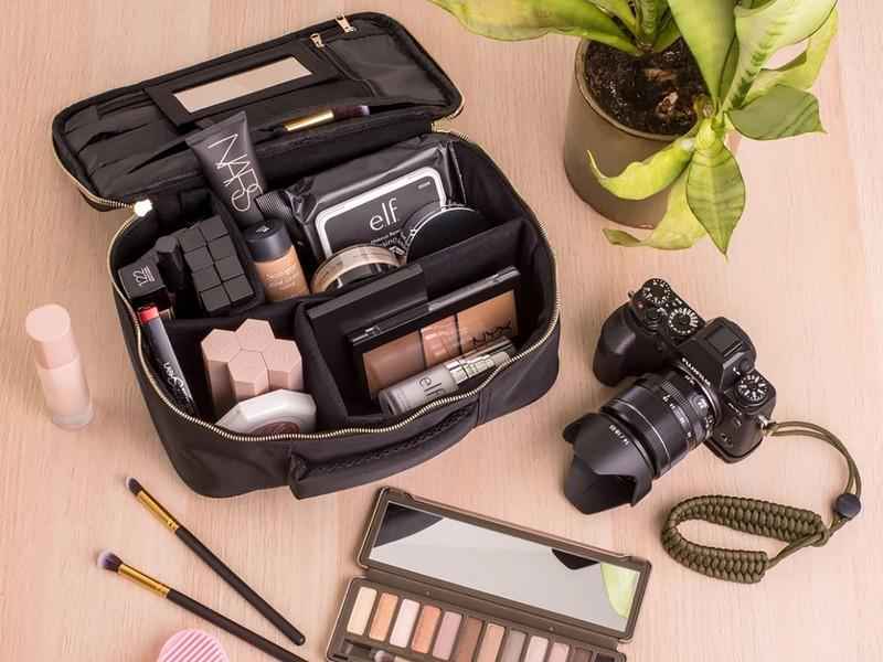 What makeup needs to go in a Ziploc bag