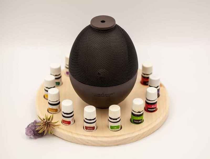 What material holds essential oils longest