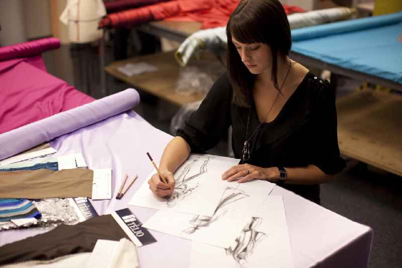 What school subjects are needed for fashion designing