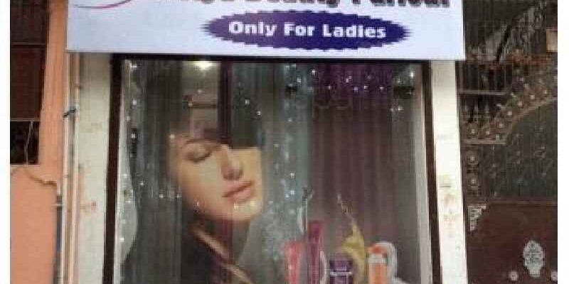 What services are offered at a beauty Parlour