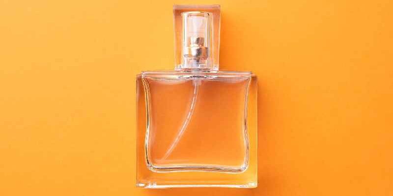What was the most popular perfume in the 50s