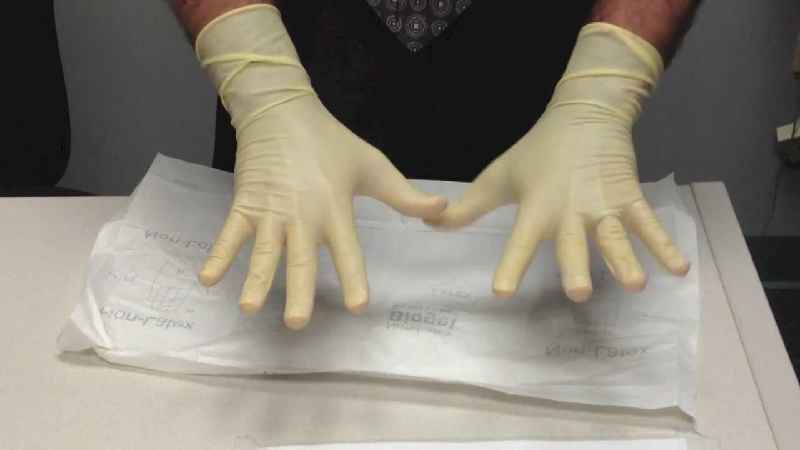 When would you use sterile gloves