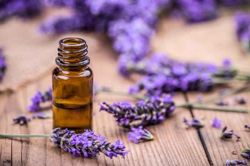 Which essential oils should not be mixed