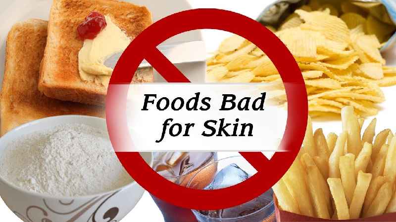 Which food is bad for skin