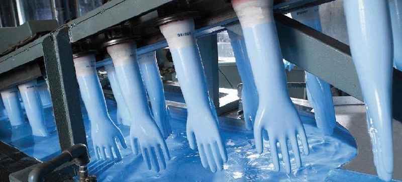 Which is better vinyl or nitrile gloves