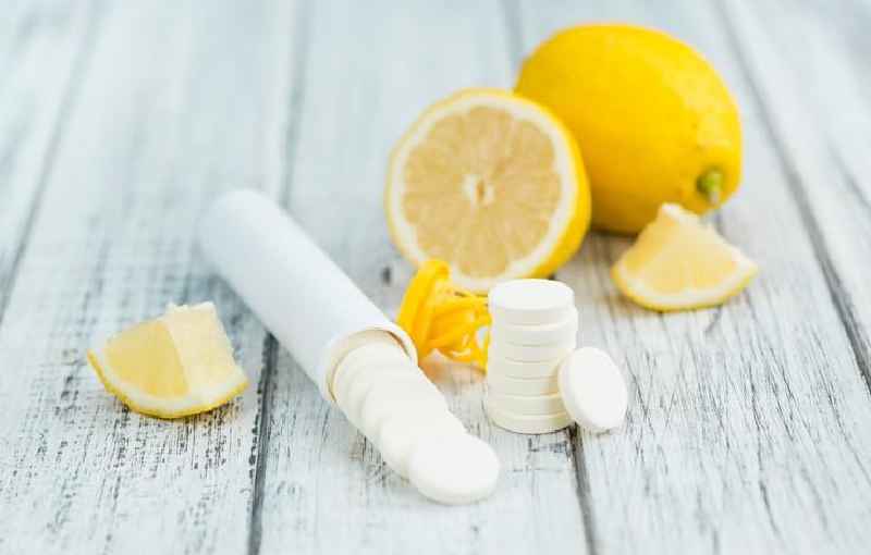Which is better vitamin C or niacinamide