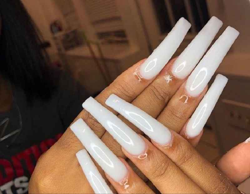 Which type of fake nail is best
